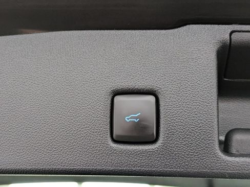 Used 2024 Ford Escape Platinum AWD/4WD image 15