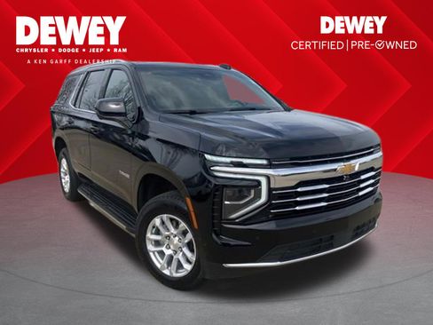 Used 2025 Chevrolet Tahoe LT AWD/4WD image 1