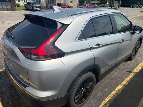 Used 2023 Mitsubishi Eclipse Cross LE AWD/4WD image 8