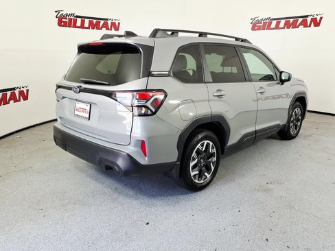 Used 2026 Subaru Forester Premium AWD/4WD image 6