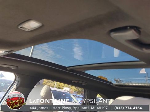 Certified 2025 Kia Sorento SX Prestige image 12