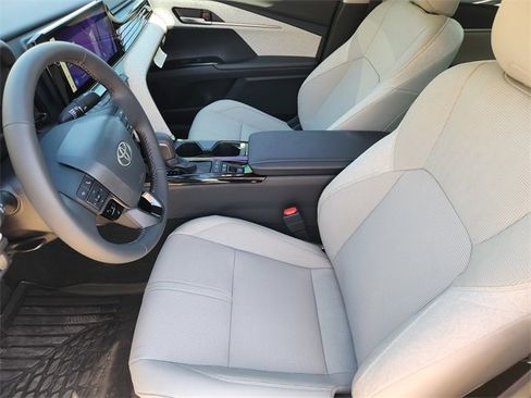 New 2026 Toyota Camry XLE image 9