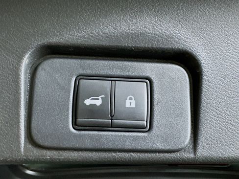 Used 2023 Nissan Rogue SV w/ SV Premium Package AWD/4WD image 29