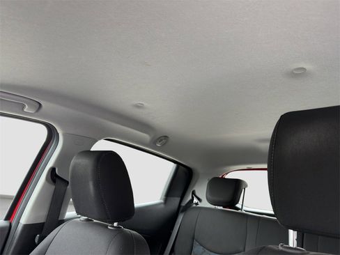 Used 2016 Chevrolet Spark LT image 7