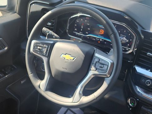 Used 2025 Chevrolet Silverado 1500 LTZ w/ Technology Package AWD/4WD image 13