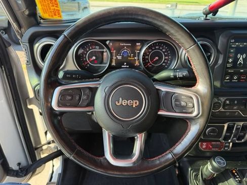 Used 2022 Jeep Gladiator Rubicon w/ LED Lighting Group AWD/4WD image 12