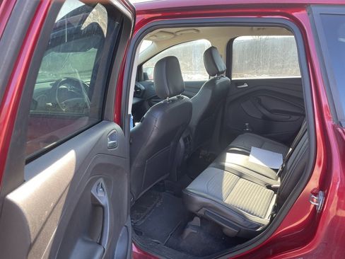 Used 2018 Ford Escape SE w/ SE Sport Appearance Package image 5