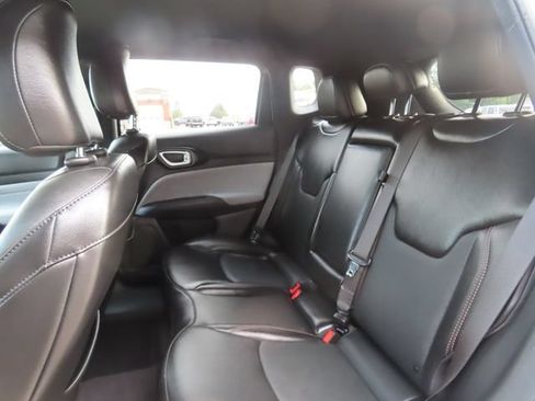 Used 2023 Jeep Compass Latitude AWD/4WD image 21