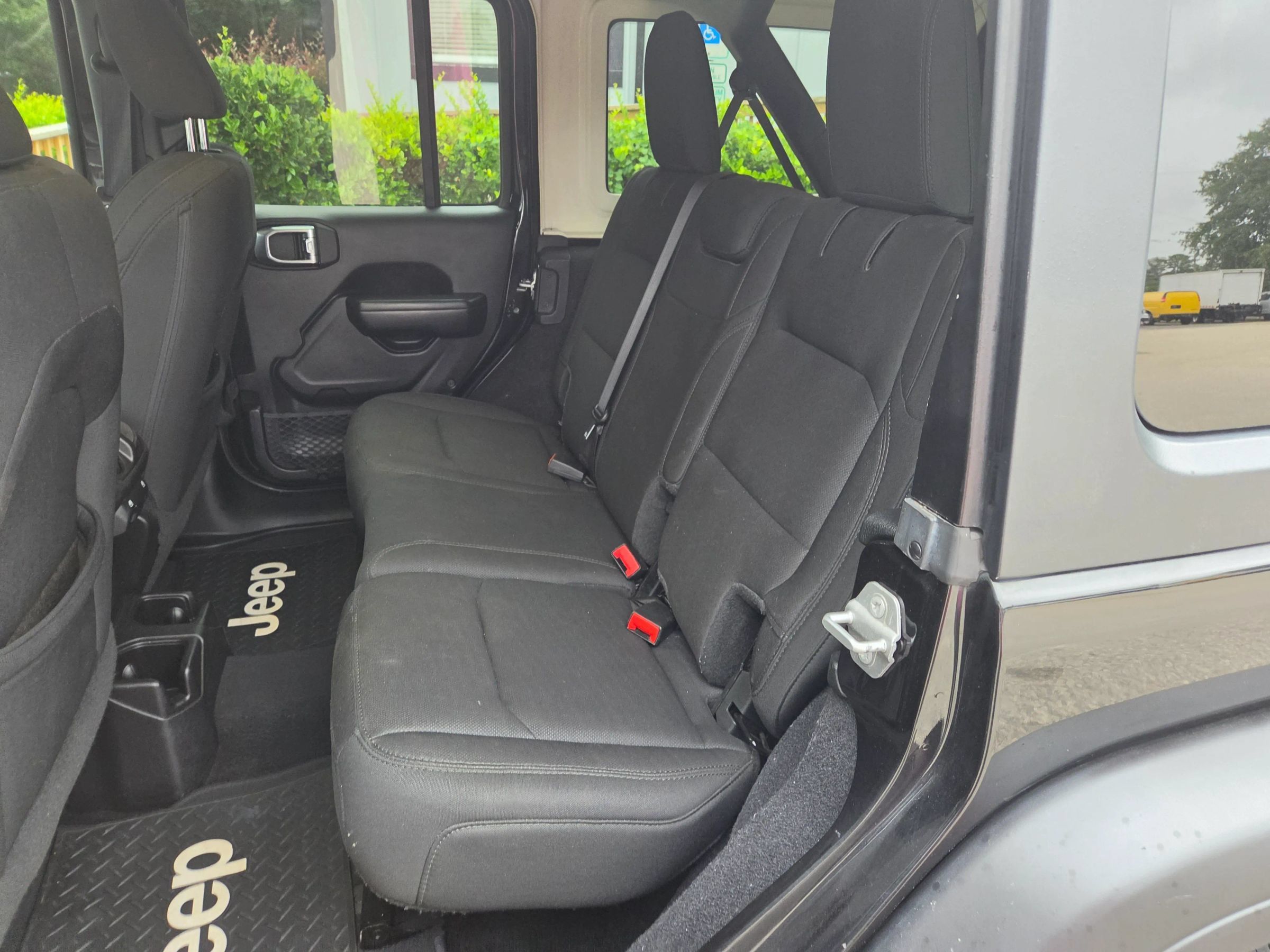 Used 2019 Jeep Wrangler Unlimited Sport S AWD/4WD image 20