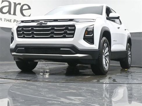 New 2026 Chevrolet Equinox LT w/ LPO, Floor Liner Package image 34