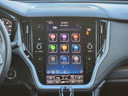 Certified 2022 Subaru Outback Premium image 3