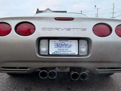 Used 2000 Chevrolet Corvette Coupe w/ Memory Pkg image 31