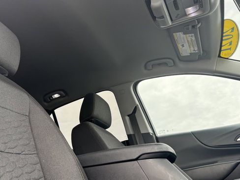 Used 2021 Chevrolet Equinox LT image 27