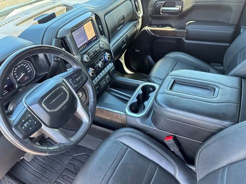 Used 2019 GMC Sierra 1500 Denali w/ Denali Ultimate Package AWD/4WD image 10