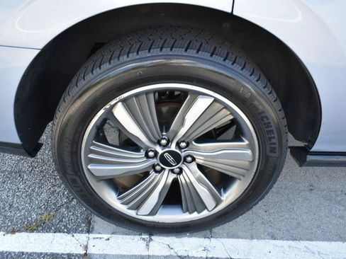 Used 2018 Lincoln Navigator Black Label w/ Cargo Package AWD/4WD image 37