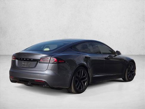 Used 2023 Tesla Model S Standard Range image 5