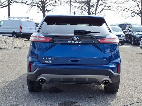 Used 2024 Ford Edge Titanium image 5