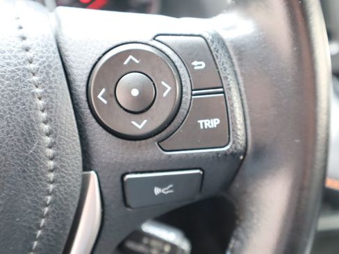 Used 2017 Toyota RAV4 SE w/ Advanced Technology Package image 37