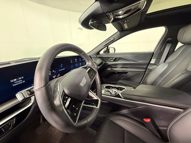 Certified 2024 Cadillac Lyriq Luxury AWD/4WD image 7