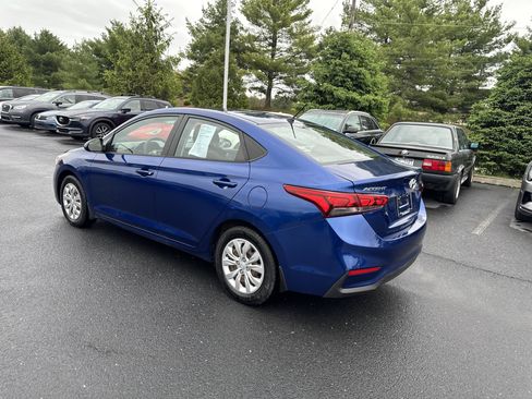 Used 2019 Hyundai Accent SE FWD image 19