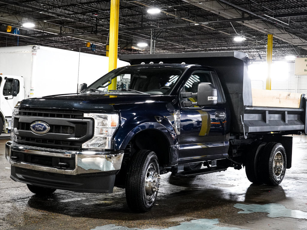 Used 2022 Ford F350 XL w/ Power Equipment Group AWD/4WD image 4