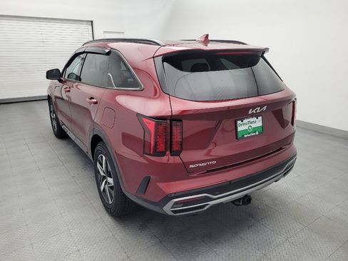 Used 2023 Kia Sorento S w/ Panoramic Sunroof Package FWD image 5
