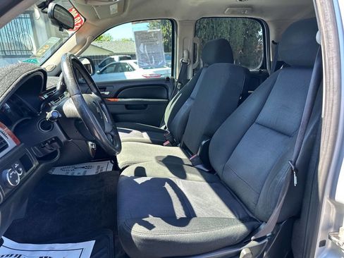 Used 2011 Chevrolet Tahoe LS image 15