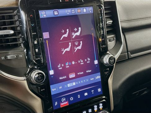 Used 2024 RAM 2500 Laramie image 24