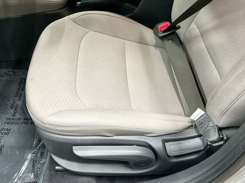 Used 2020 Hyundai Elantra SEL FWD image 20