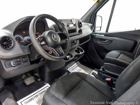 Used 2019 Mercedes-Benz Sprinter 170 image 8