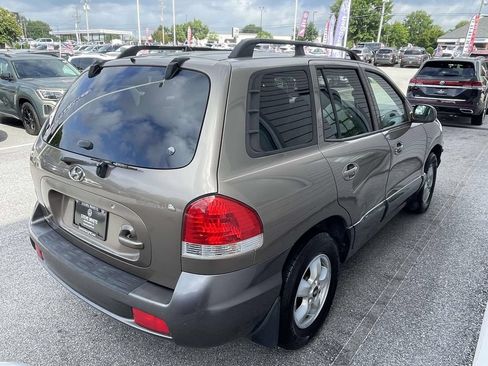 Used 2005 Hyundai Santa Fe GLS FWD image 6