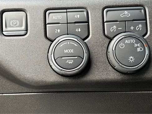 Used 2024 Chevrolet Silverado 1500 LT w/ All Star Edition Plus image 8