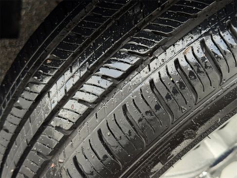 Used 2016 Ford Fiesta SE w/ Equipment Group 201A image 26