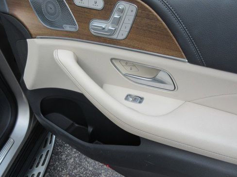 Used 2020 Mercedes-Benz GLE 450 4MATIC image 24