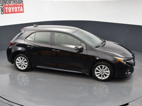 Used 2024 Toyota Corolla SE w/ SE Package image 22