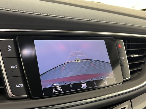 Used 2020 Buick Enclave Essence w/ Sport Touring Edition image 32