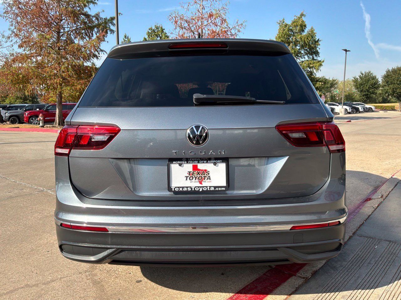 Used 2023 Volkswagen Tiguan S w/ Driver Assistance Package FWD image 7