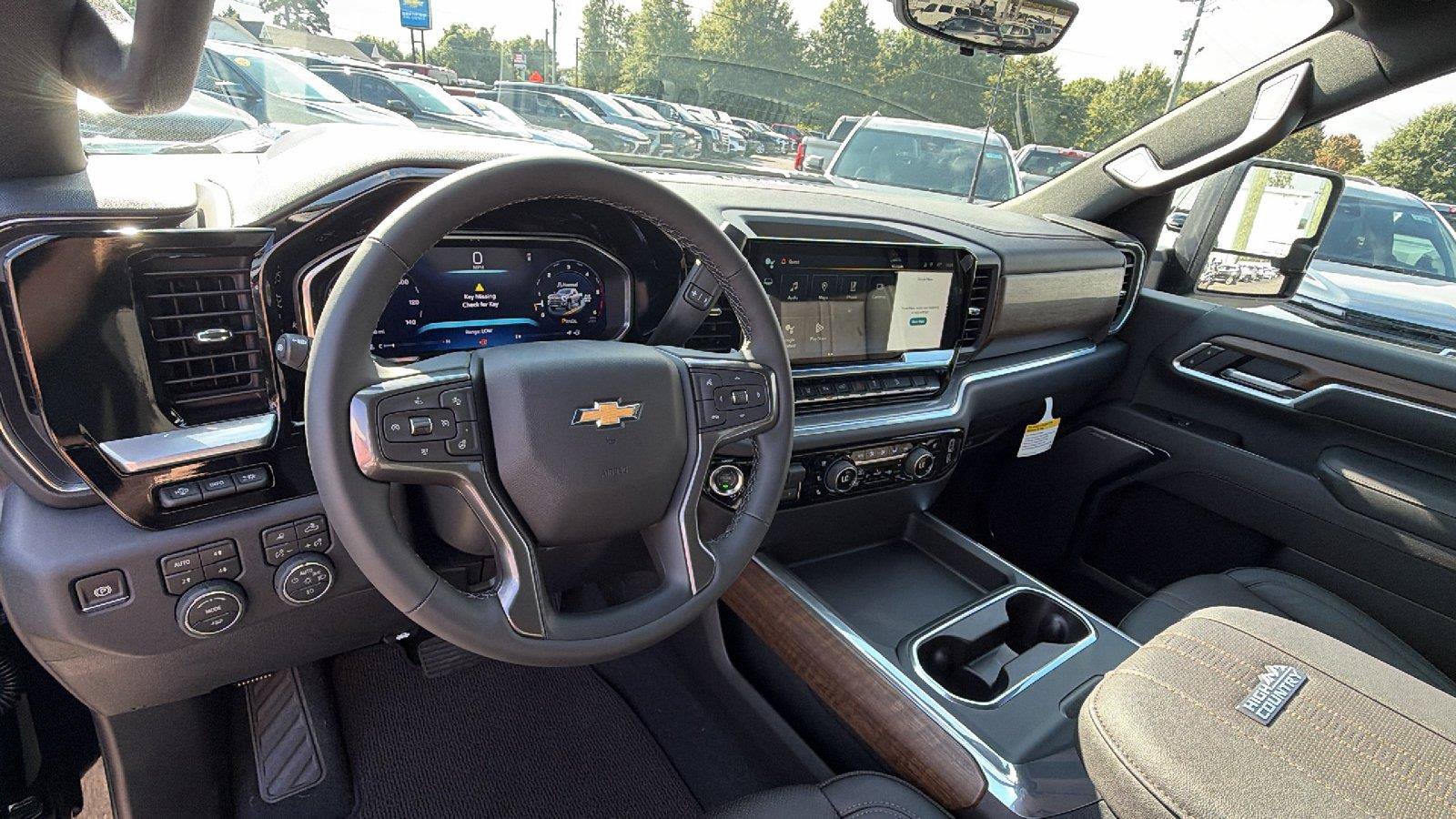 New 2026 Chevrolet Silverado 2500 High Country w/ High Country Premium Package AWD/4WD image 4