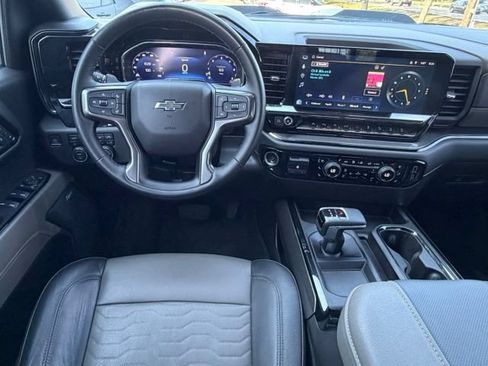 Used 2023 Chevrolet Silverado 1500 ZR2 AWD/4WD image 17