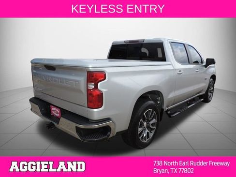 Used 2020 Chevrolet Silverado 1500 LT w/ Texas Edition RWD image 4