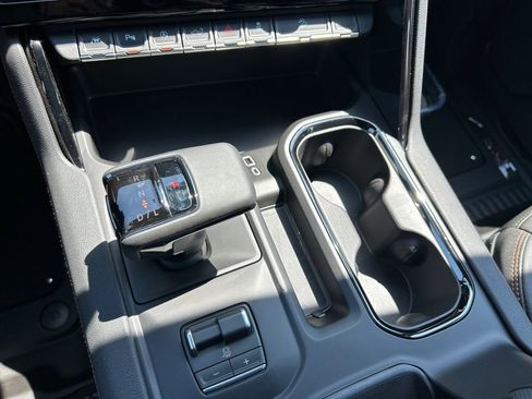 New 2026 GMC Sierra 1500 AT4 w/ AT4 Premium Package AWD/4WD image 28