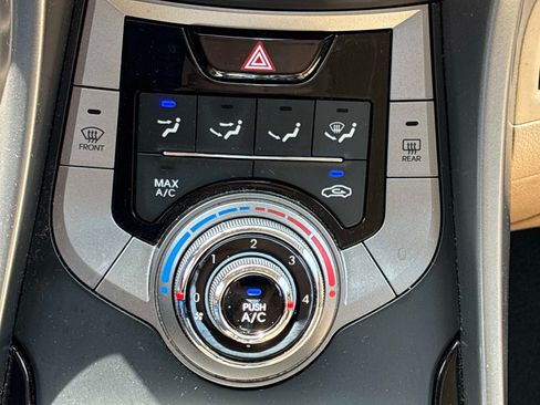 Used 2013 Hyundai Elantra GLS FWD image 31