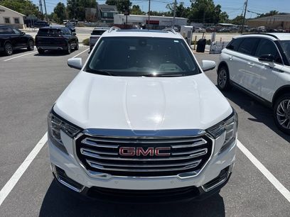 Used 2022 GMC Terrain SLT w/ Infotainment Package II