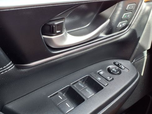 Used 2019 Honda CR-V EX-L image 11