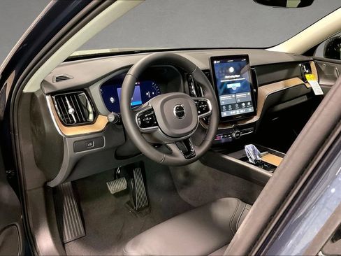 New 2026 Volvo XC60 B5 Plus w/ Protection Package Premier AWD/4WD image 7