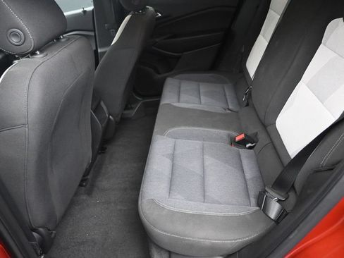 Used 2024 Chevrolet Trax LS FWD image 14