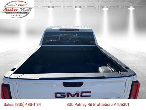 New 2026 GMC Sierra 1500 AT4 w/ AT4 Preferred Package AWD/4WD image 32
