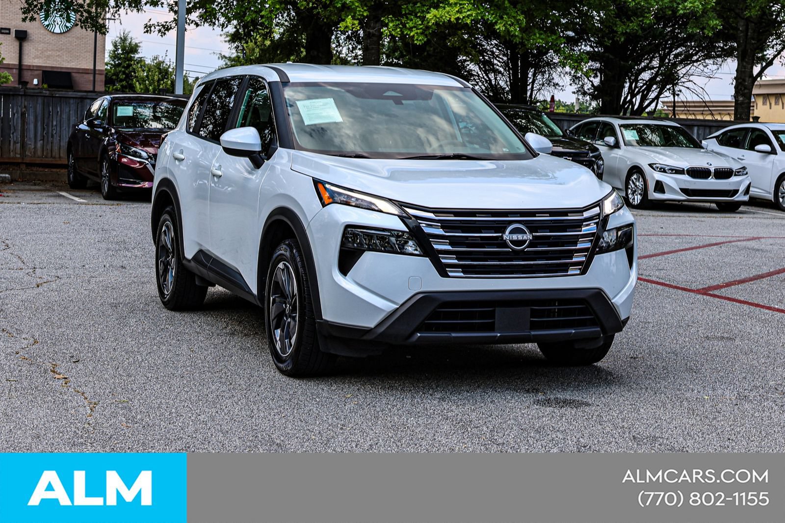 Used 2024 Nissan Rogue SV FWD image 5