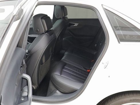 Used 2022 Audi A4 2.0T Premium Plus image 13