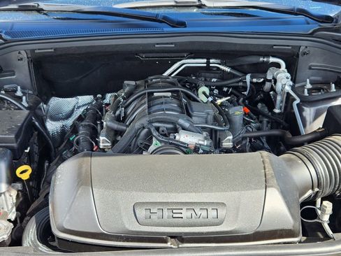 New 2025 Dodge Durango R/T w/ Blacktop Package image 17